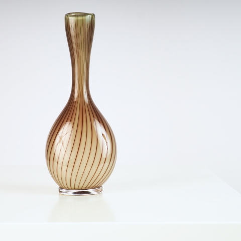 Colora vase by Vicke Lindstrand