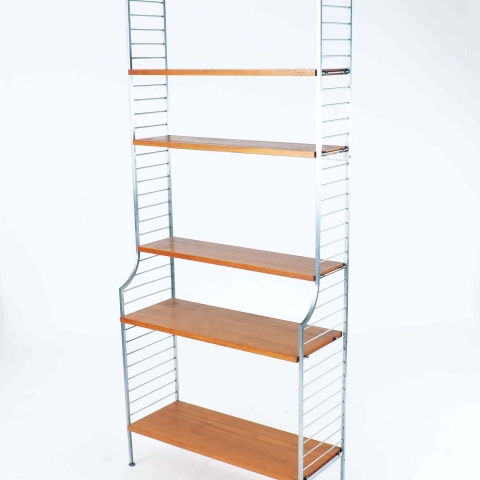 String Continental by Nisse Strinning