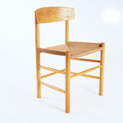 J39 chairs in beech and paper cord by Børge Mogensen