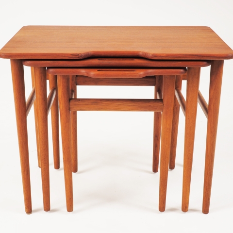 Stacking tables by Kurt …stervig