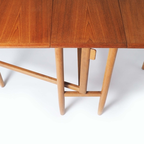 Gateleg table "Pedro" by KO Westberg