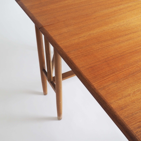 Gateleg table "Pedro" by KO Westberg