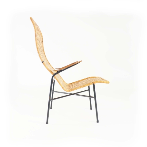 Lounge chair in rattan