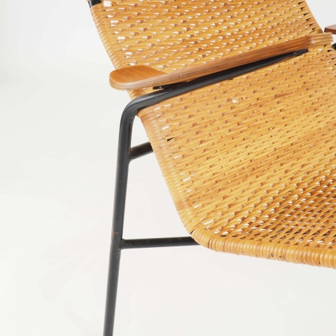 Lounge chair in rattan