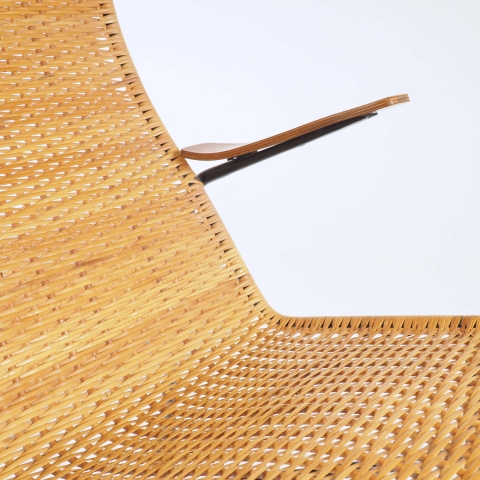 Lounge chair in rattan