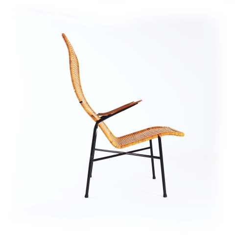 Lounge chair in rattan
